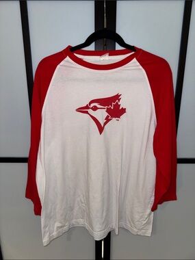 Toronto Blue Jays Canada Day White and Red Raglan 3/4 Sleeve Shirt - Size XL